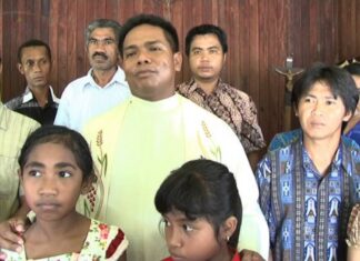 Kisah dari Tanah Misi Tofoi (Papua Barat)