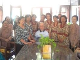 Umat dari Magetan Mengunjungi Romo Catini, CM