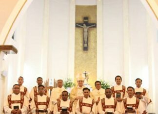 JADILAH PEKERJA KEBUN ANGGUR