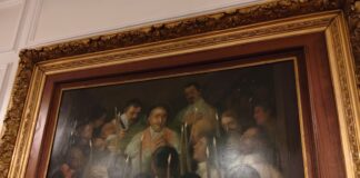 Lilin Lilin itu Masih Menyala